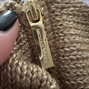 Michael Kors gold, infinity scarf